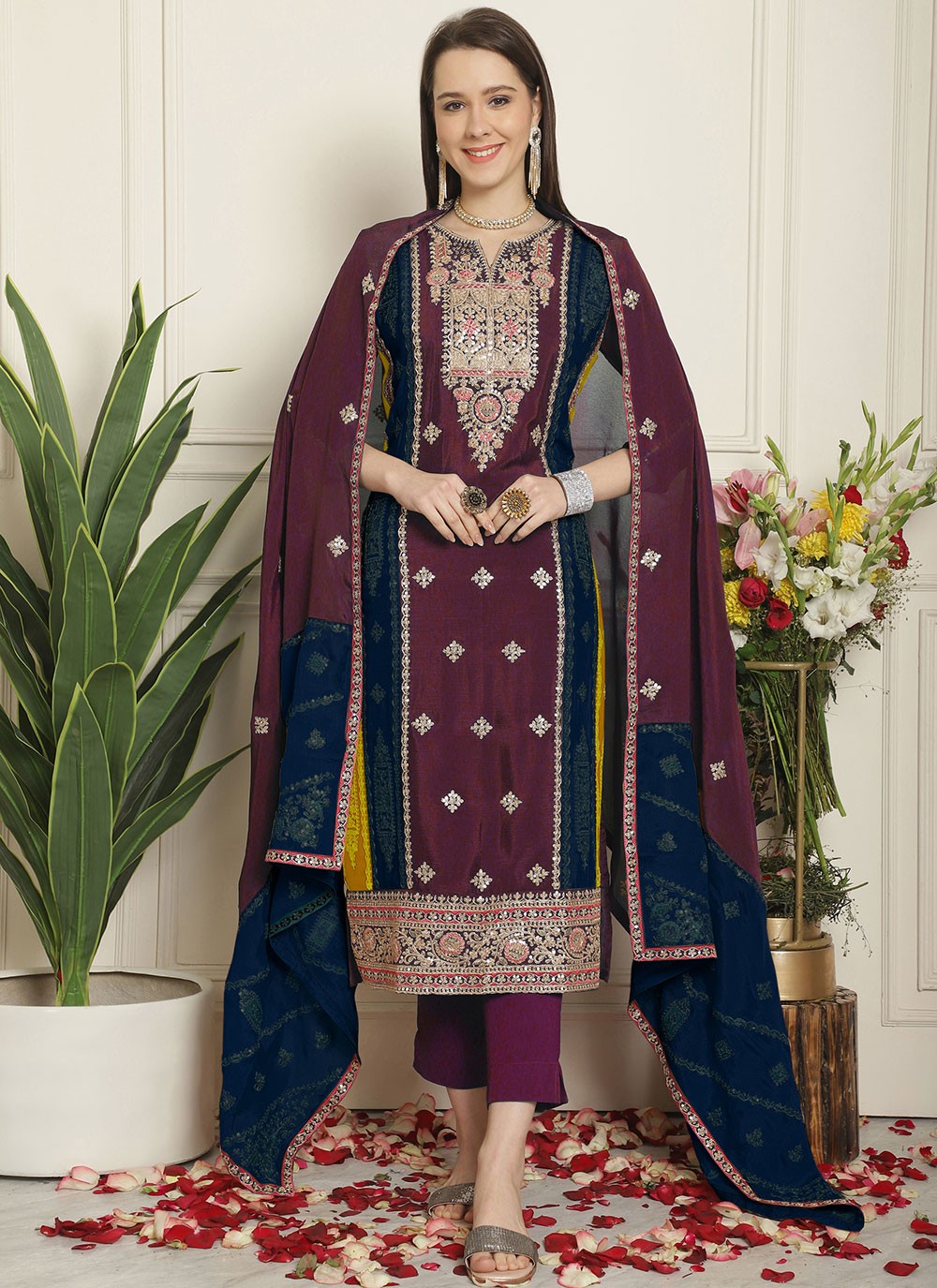 Chiffon, Chinon Salwar Suit - T1750