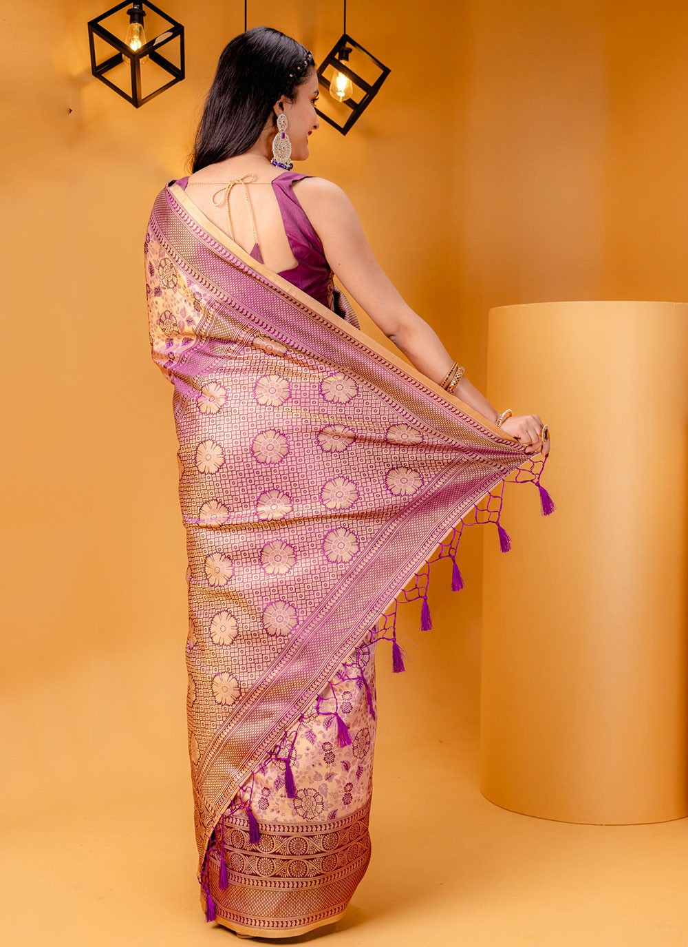 Classic Zari Kanjivaram Silk Saree - S7079