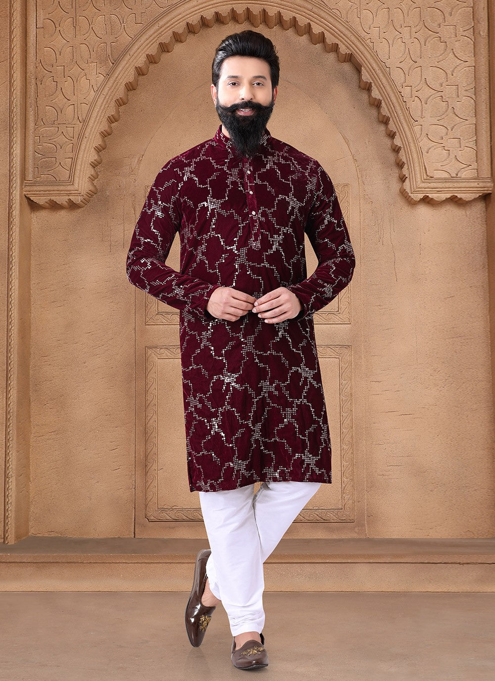 Embroidered Velvet Maroon Kurta - M7651