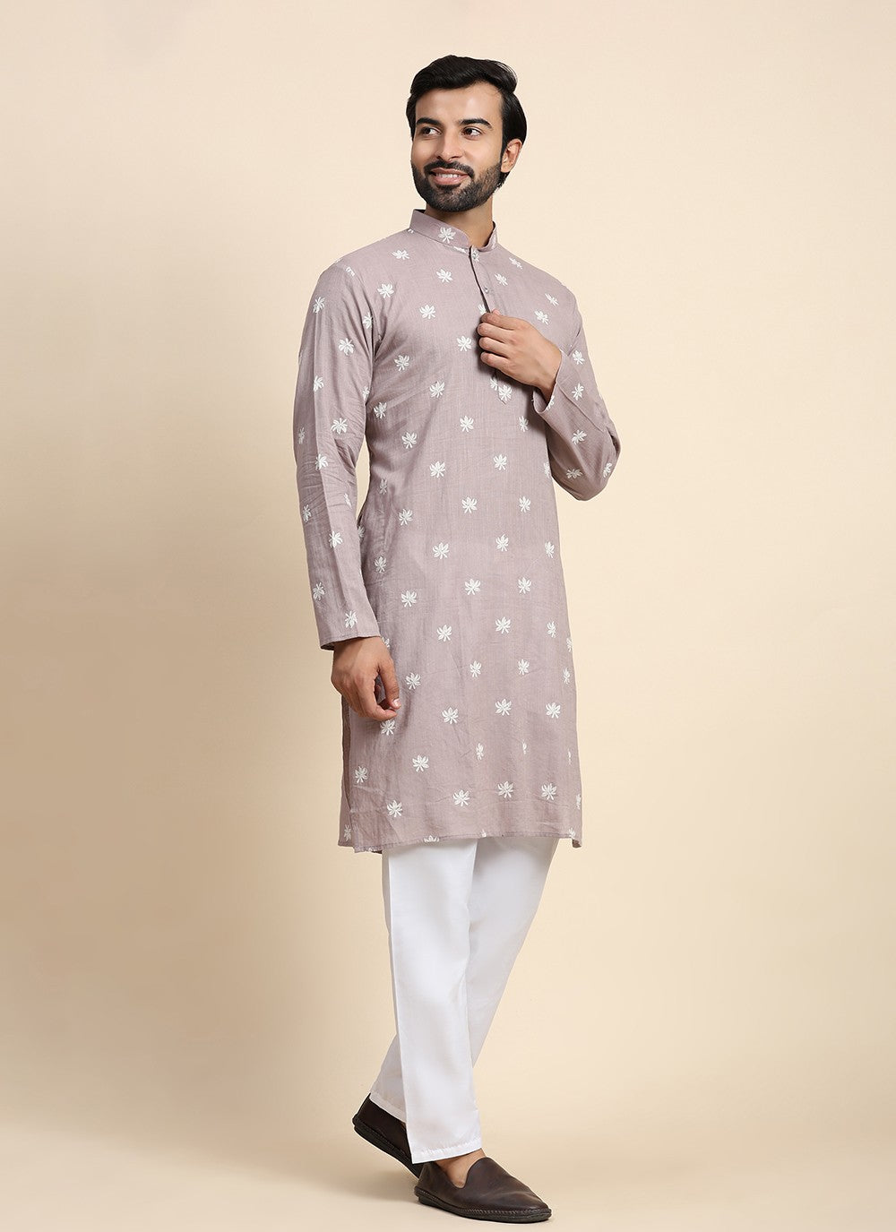 Embroidered Cotton Mauve Kurta Pyjama - M8443