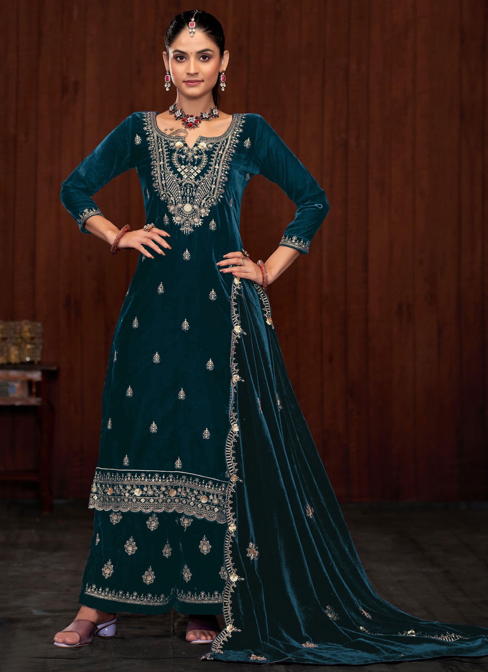 Embroidered Velvet Palazzo Suit - T4532