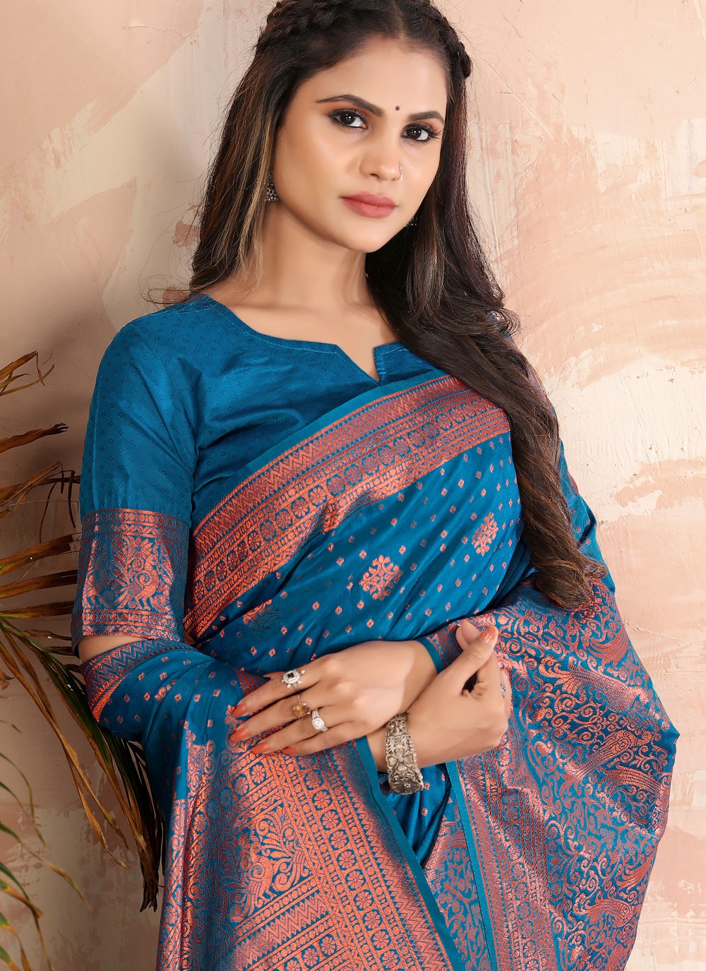 Classic Weaving Zari Banarasi Silk Saree - S2631