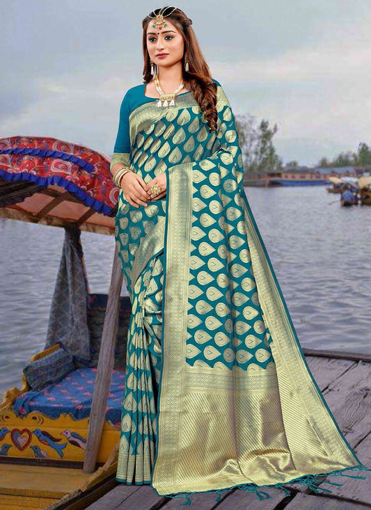 Trendy Woven Silk Saree - S5219