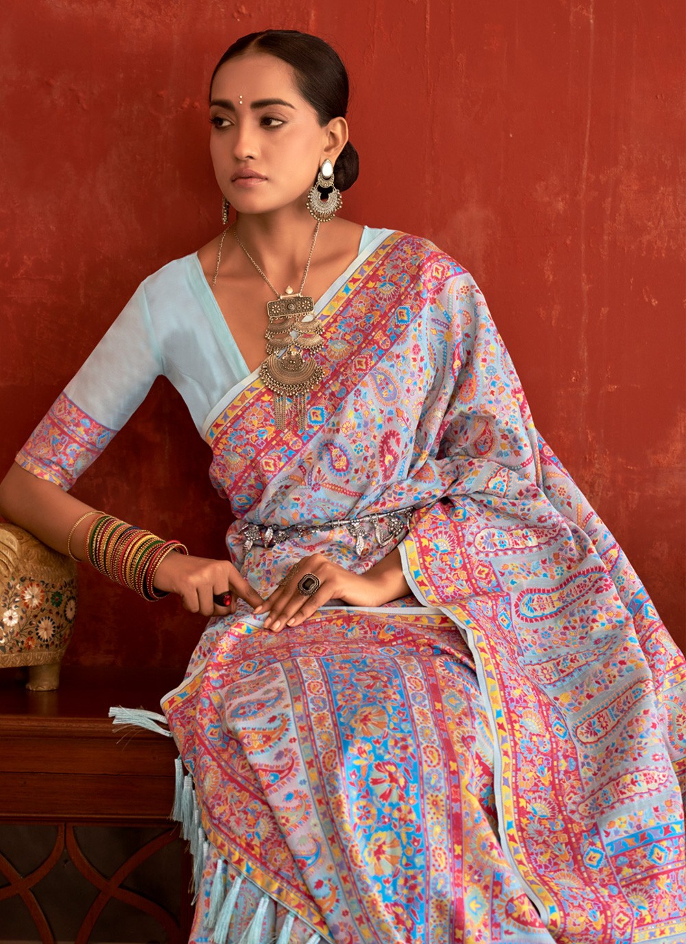 Classic Weaving Zari Pashmina Silk Saree - S3492