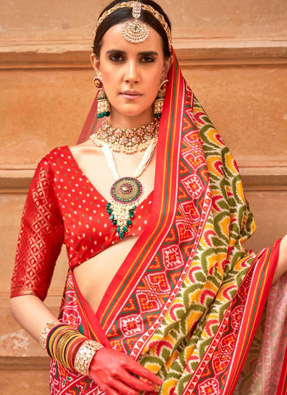 Trendy Patola Print Patola Silk Saree - S5097