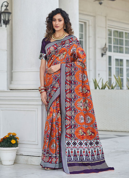 Classic Weaving Zari Patola Silk Saree - S1695