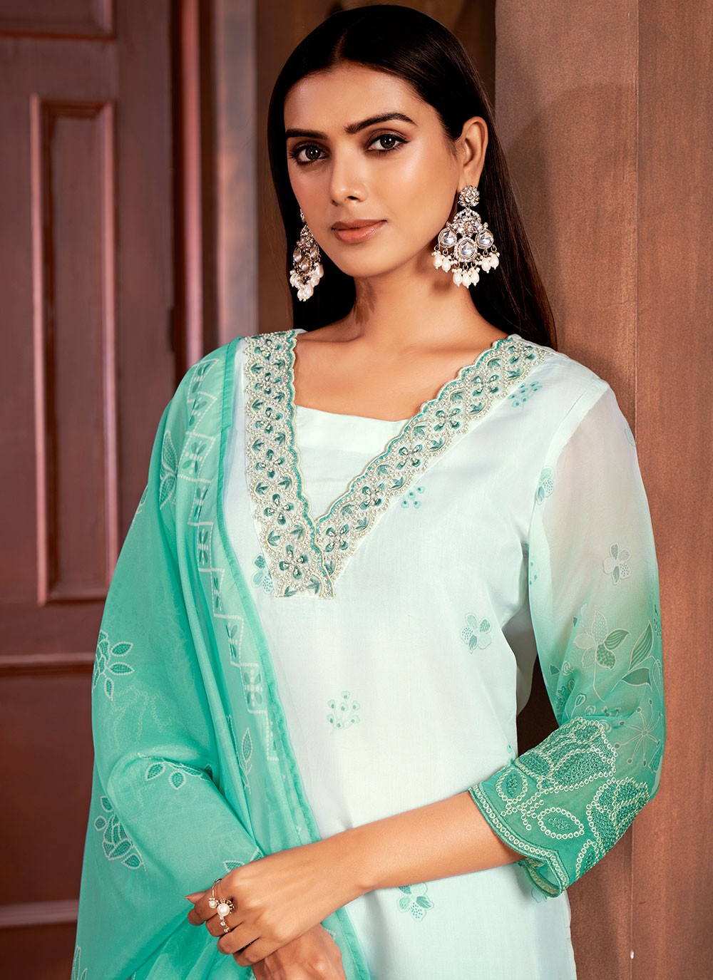 Muslin, Organza Salwar Suit - T2759