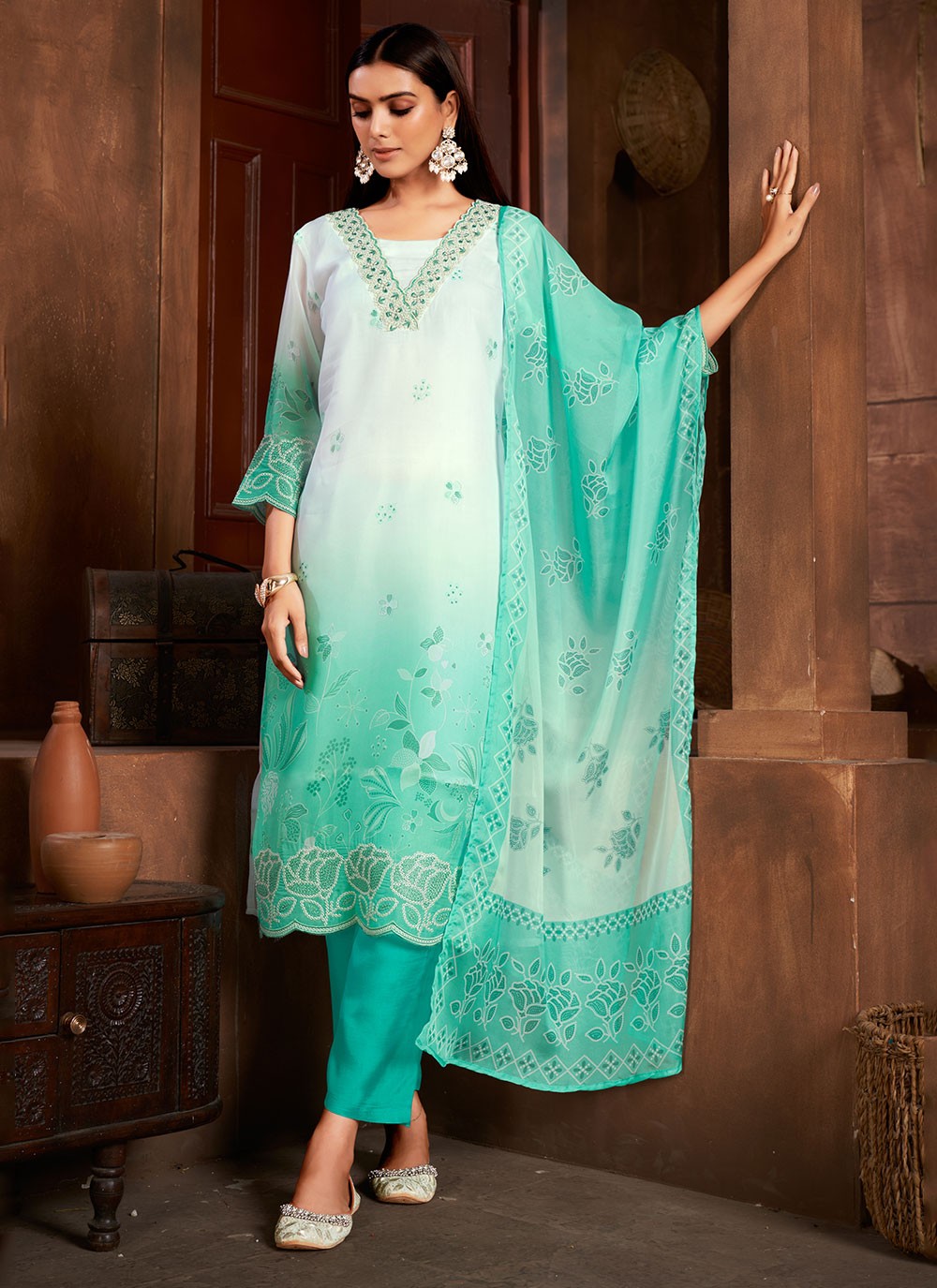 Muslin, Organza Salwar Suit - T2759