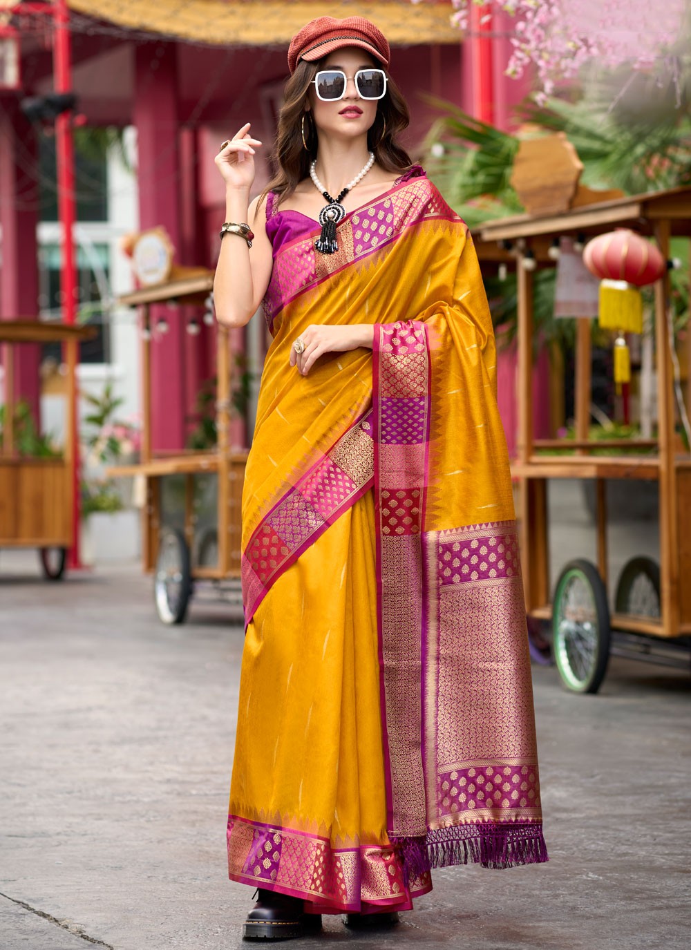 Classic Weaving Zari Banarasi Silk Saree - S7775