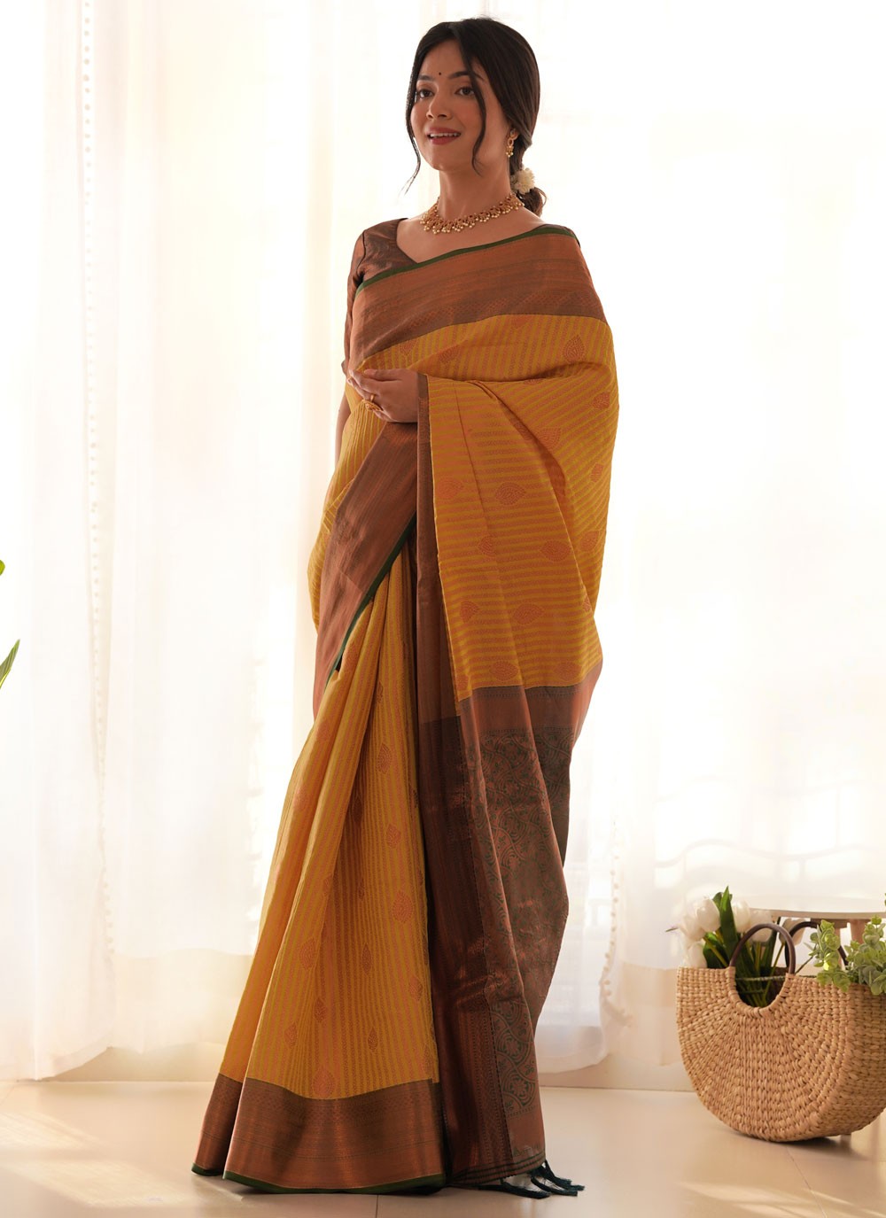 Woven, Zari Kanjivaram Silk Saree - S12290