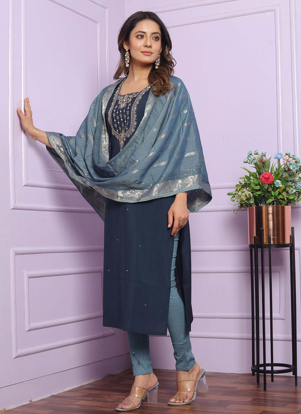 Muslin, Viscose Salwar Suit - T2838