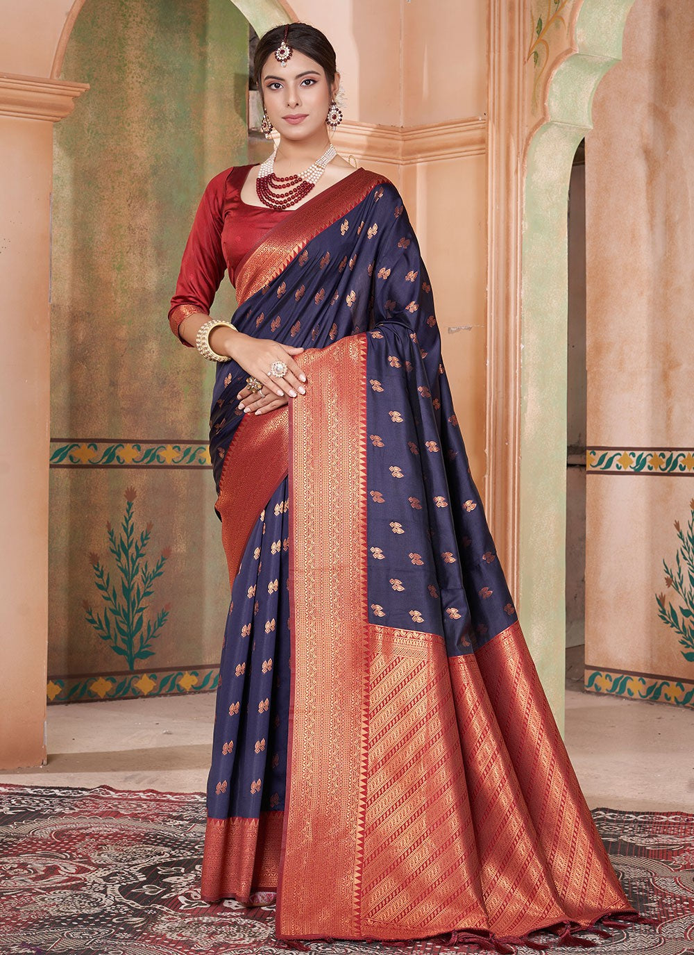 Classic Woven Kanjivaram Silk Saree - S6335