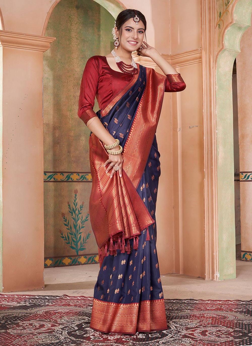 Classic Woven Kanjivaram Silk Saree - S6335