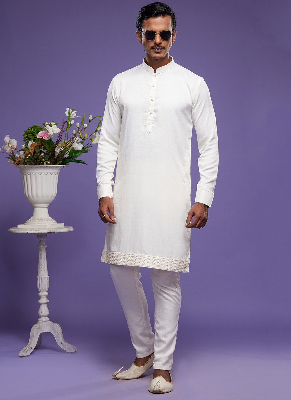 Thread Banarasi Silk Off White Kurta Pyjama - M6047