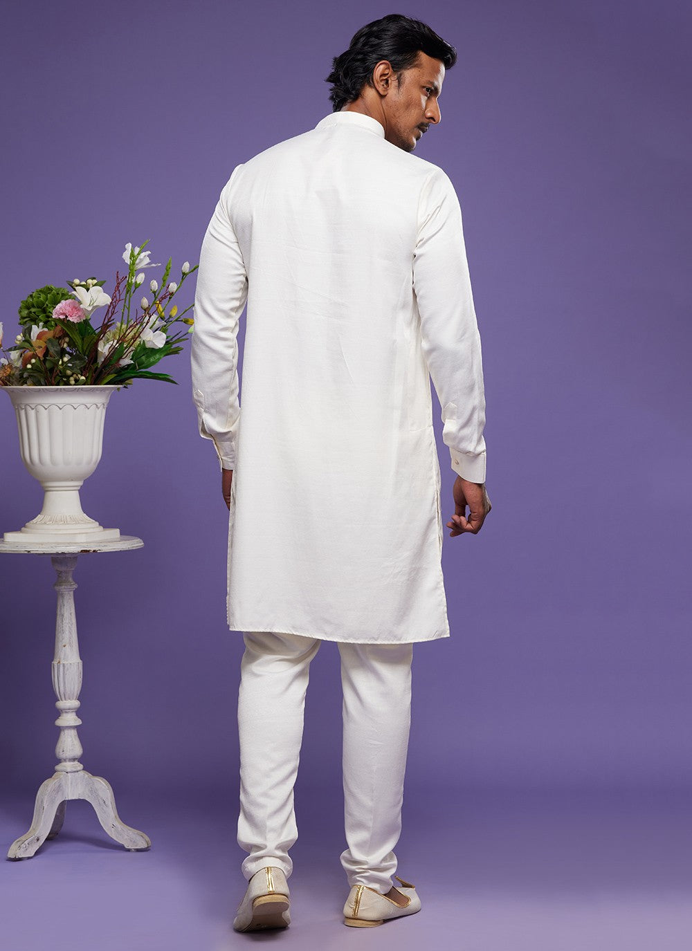 Thread Banarasi Silk Off White Kurta Pyjama - M6047