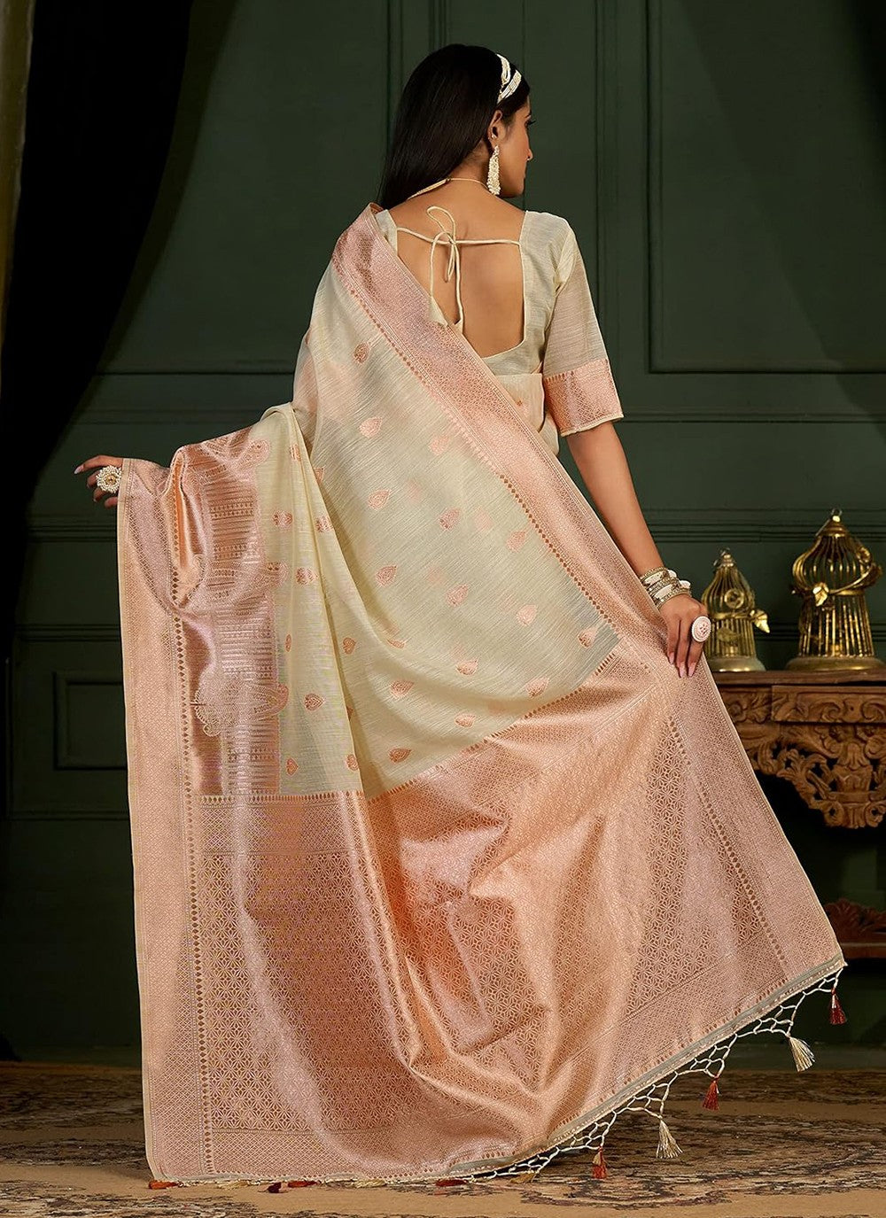 Classic Weaving Zari Kanjivaram Silk Saree - S5336