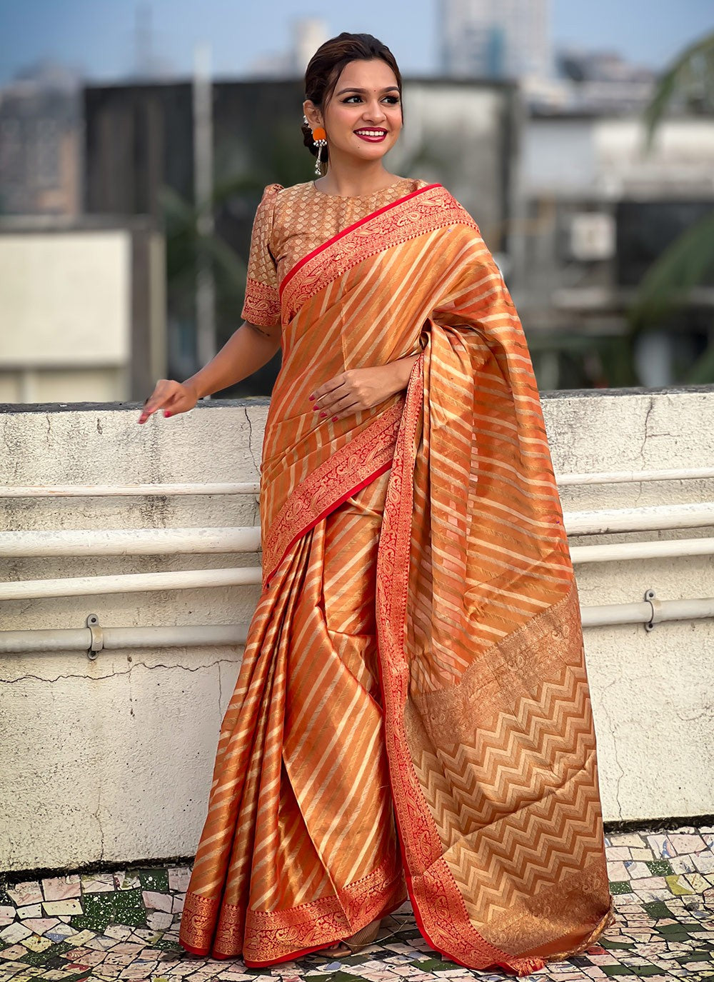 Contemporary Woven Tissue Saree - S9604