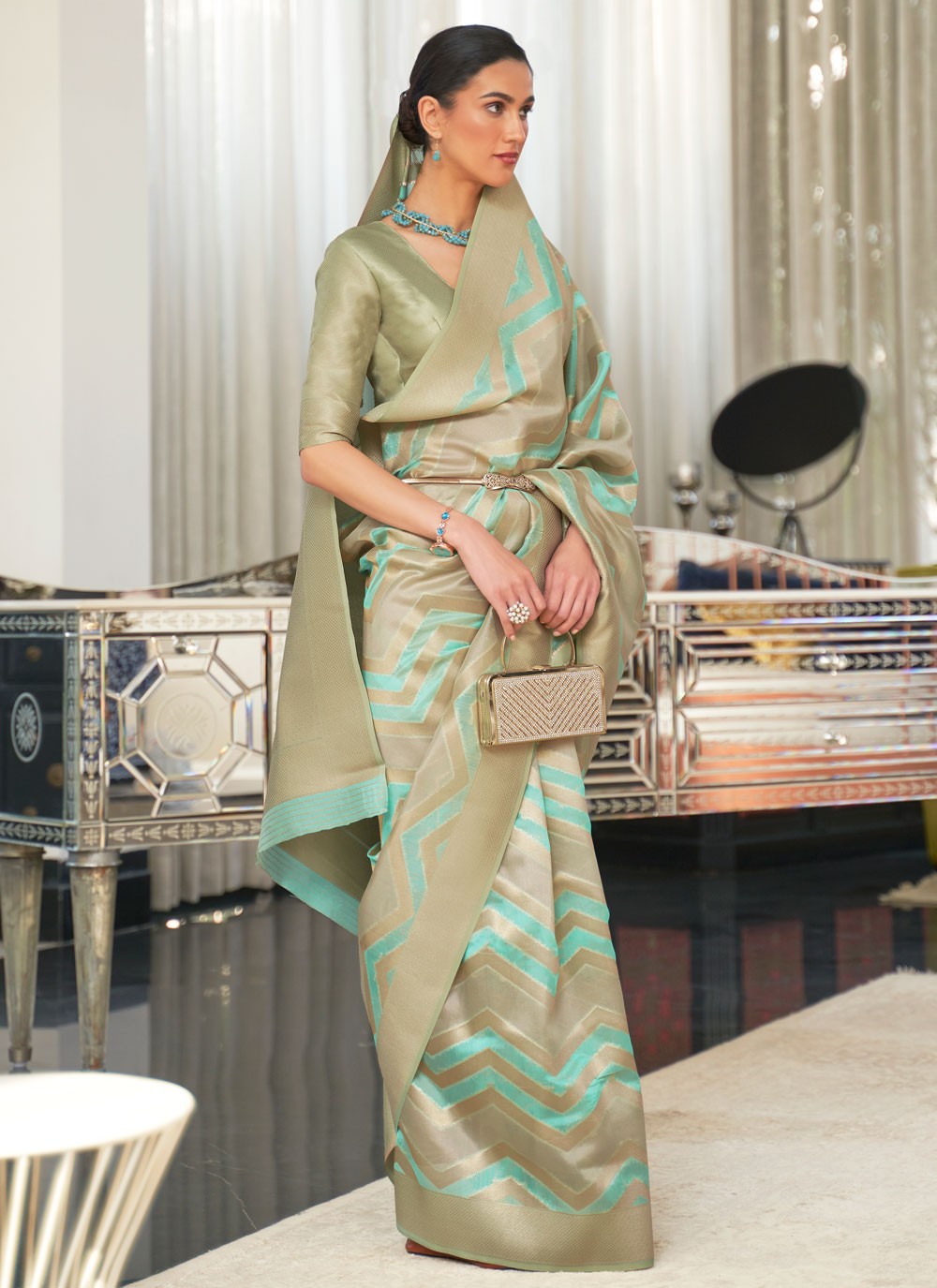 Classic Weaving Zari Organza Saree - S4349