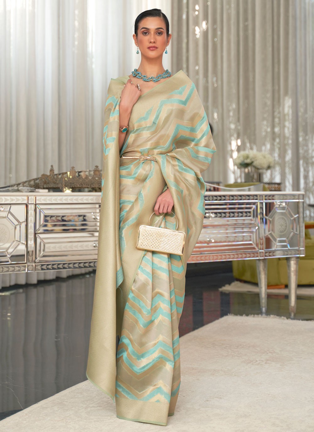 Classic Weaving Zari Organza Saree - S4349