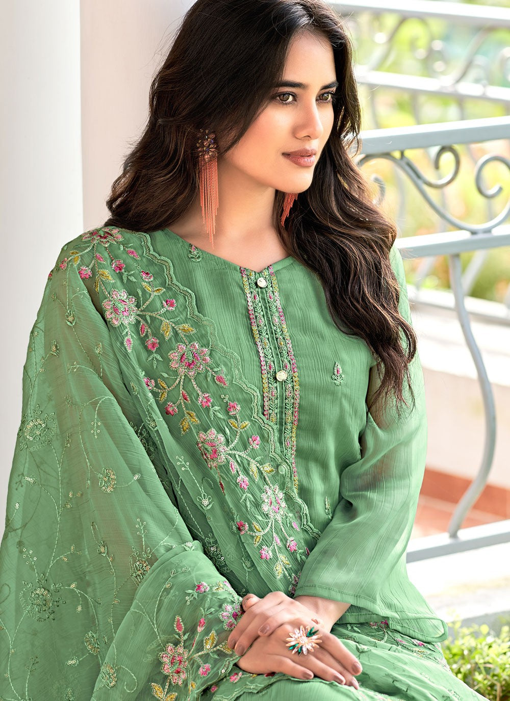 Embroidered Chiffon Salwar Suit - T4464