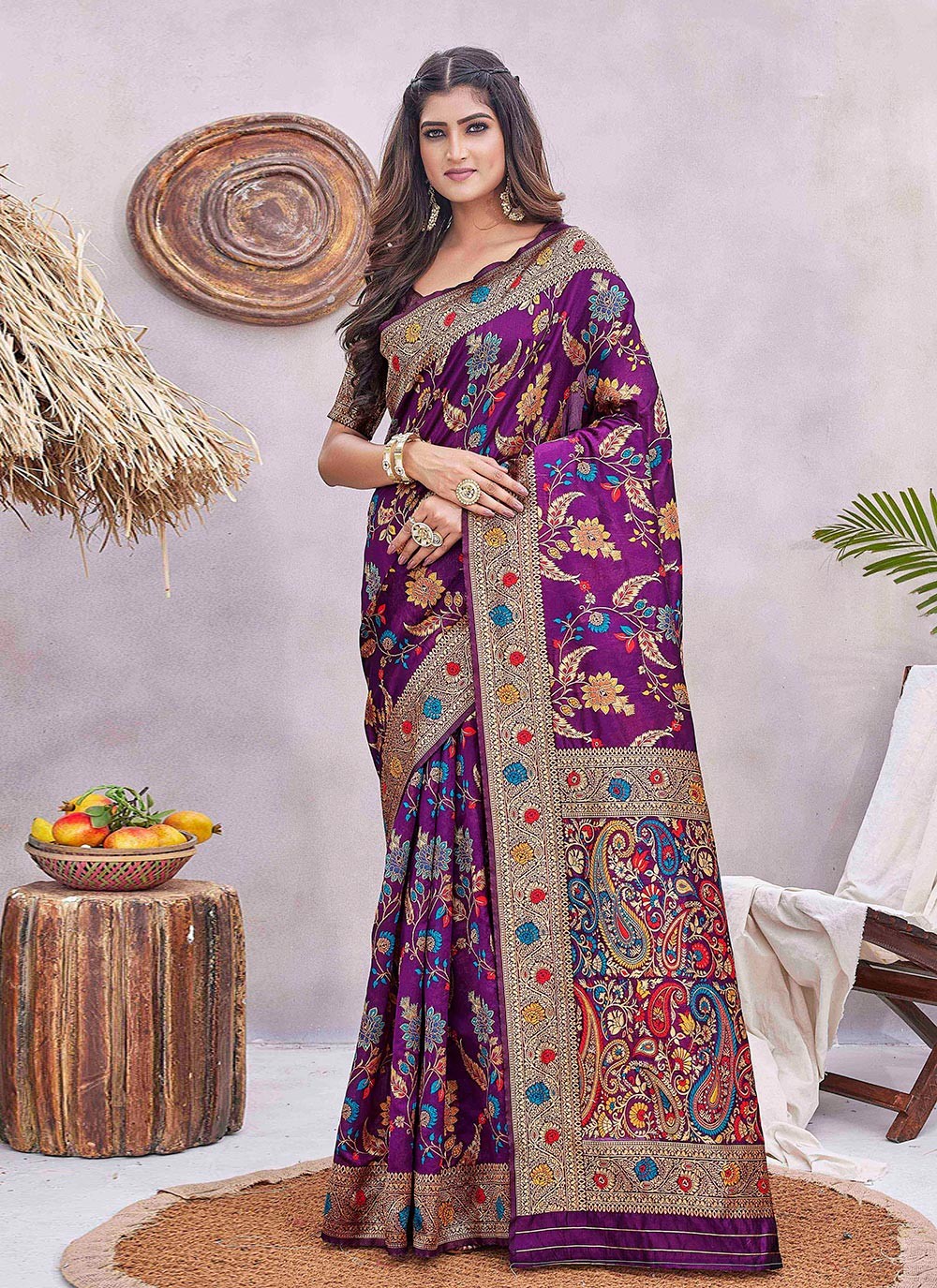 Contemporary Jacquard Work Silk Blend Saree - S9389