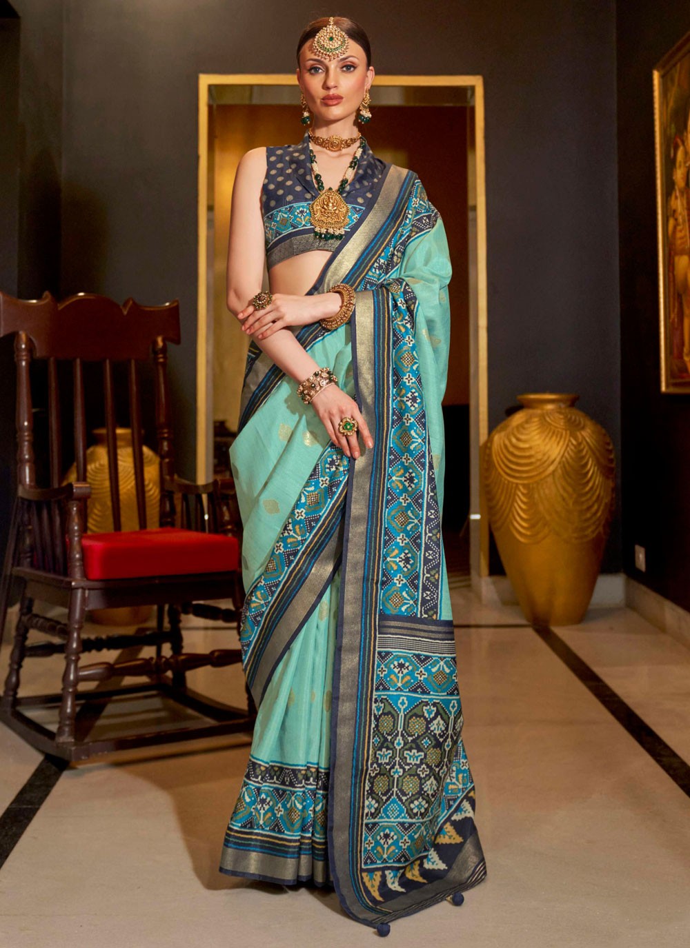 Classic Patola Print Silk Saree - S7613