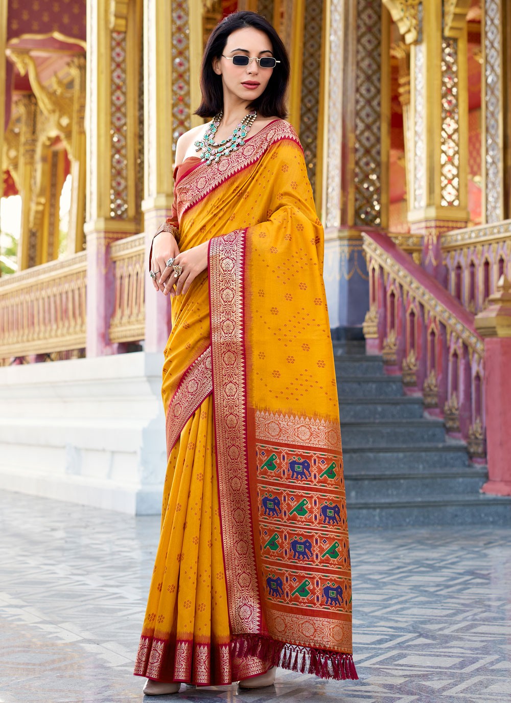 Patola Print, Weaving Zari, Zari Handloom Silk Saree - S12058