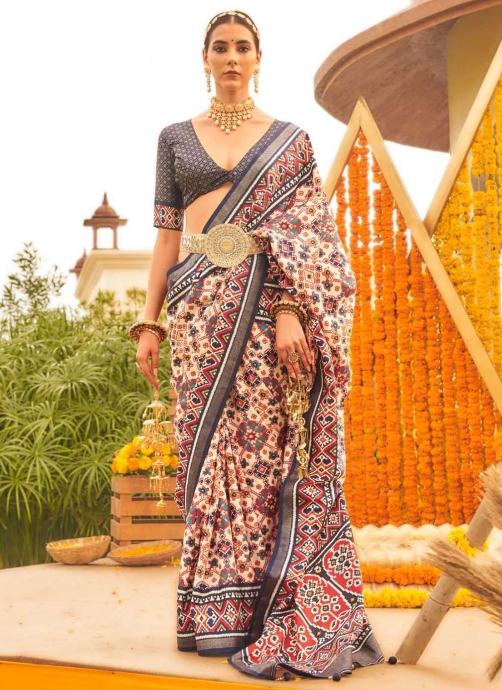 Classic Patola Print Patola Silk Saree - S4309