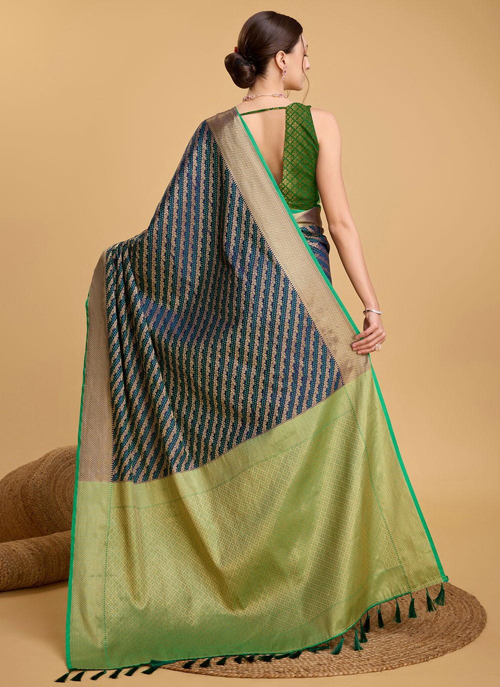 Classic Jacquard Work Patola Silk Saree - S5648