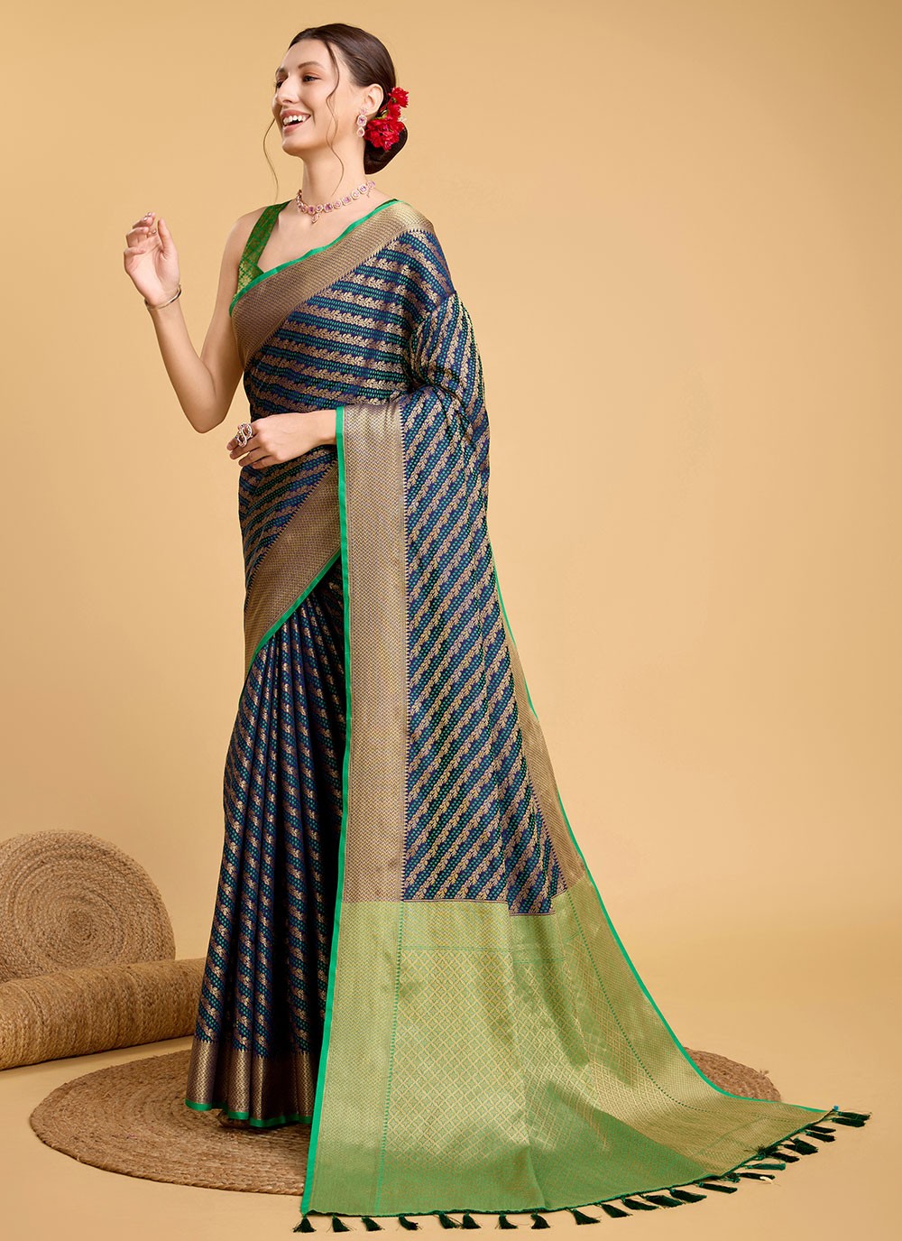 Classic Jacquard Work Patola Silk Saree - S5648