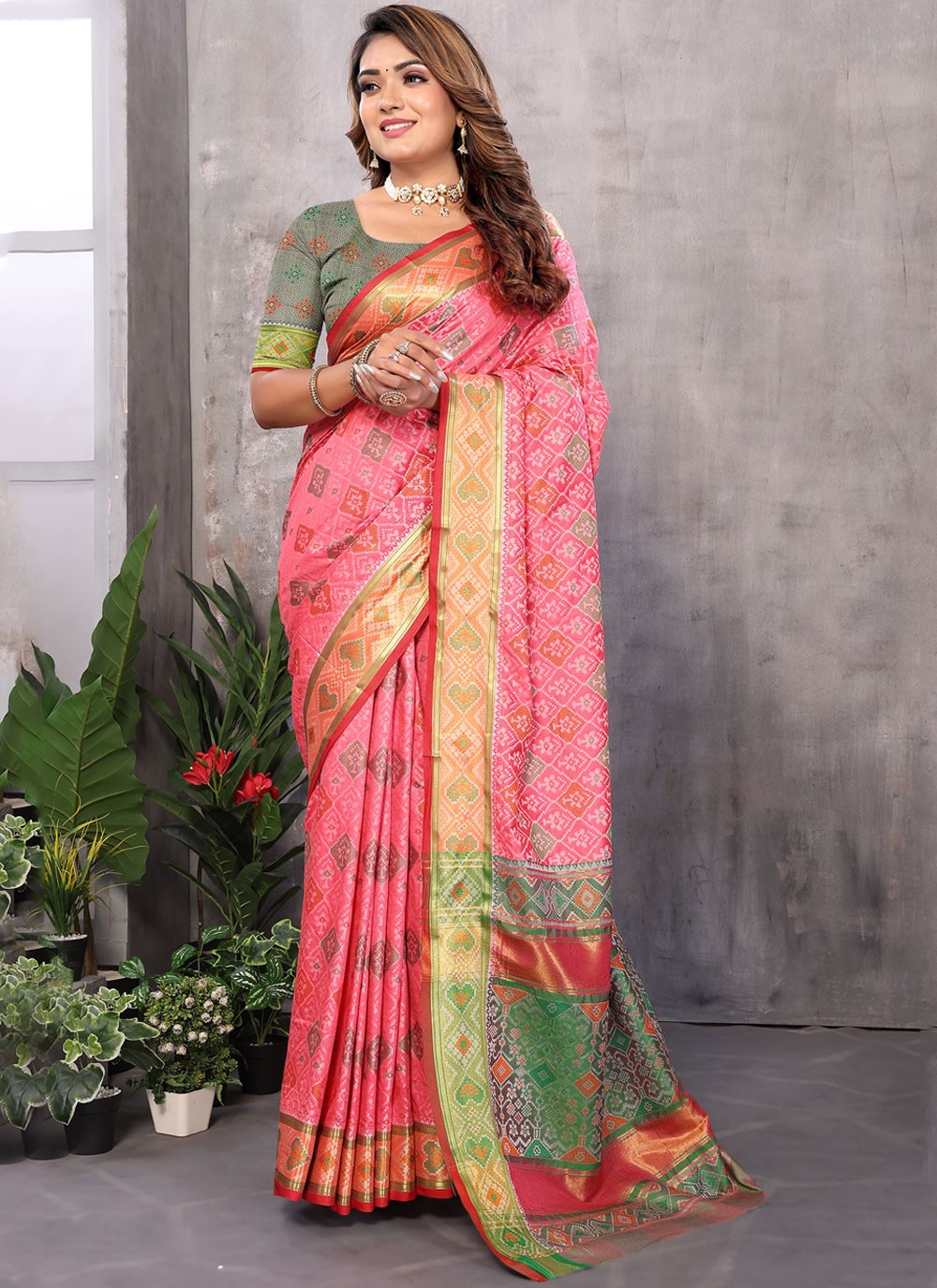 Classic Weaving Zari Patola Silk Saree - S8899