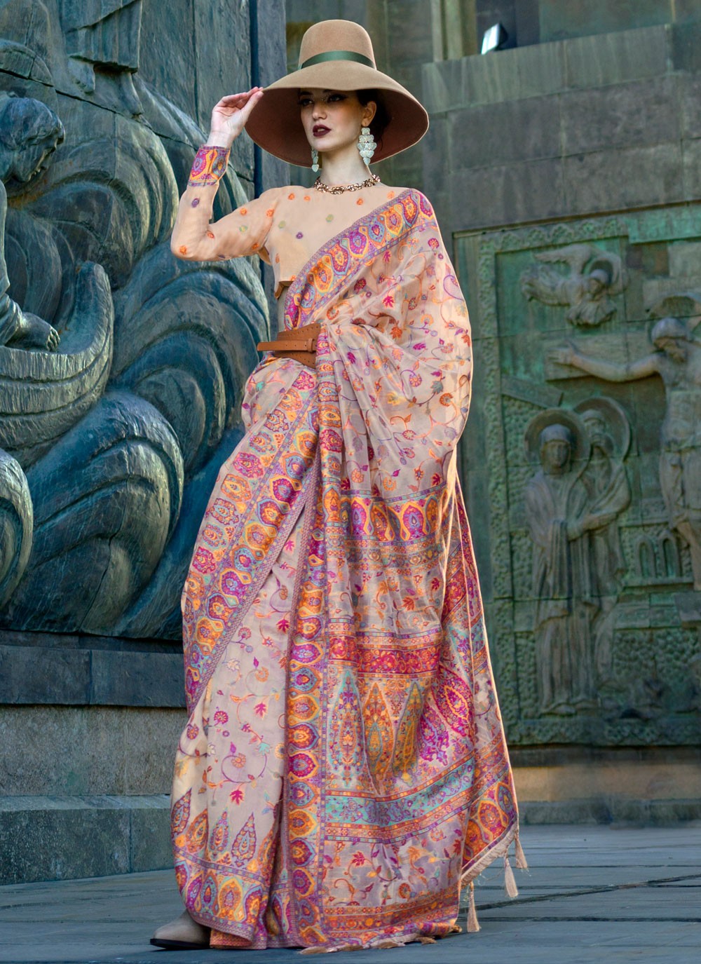 Trendy Weaving Zari Organza Saree - S5873