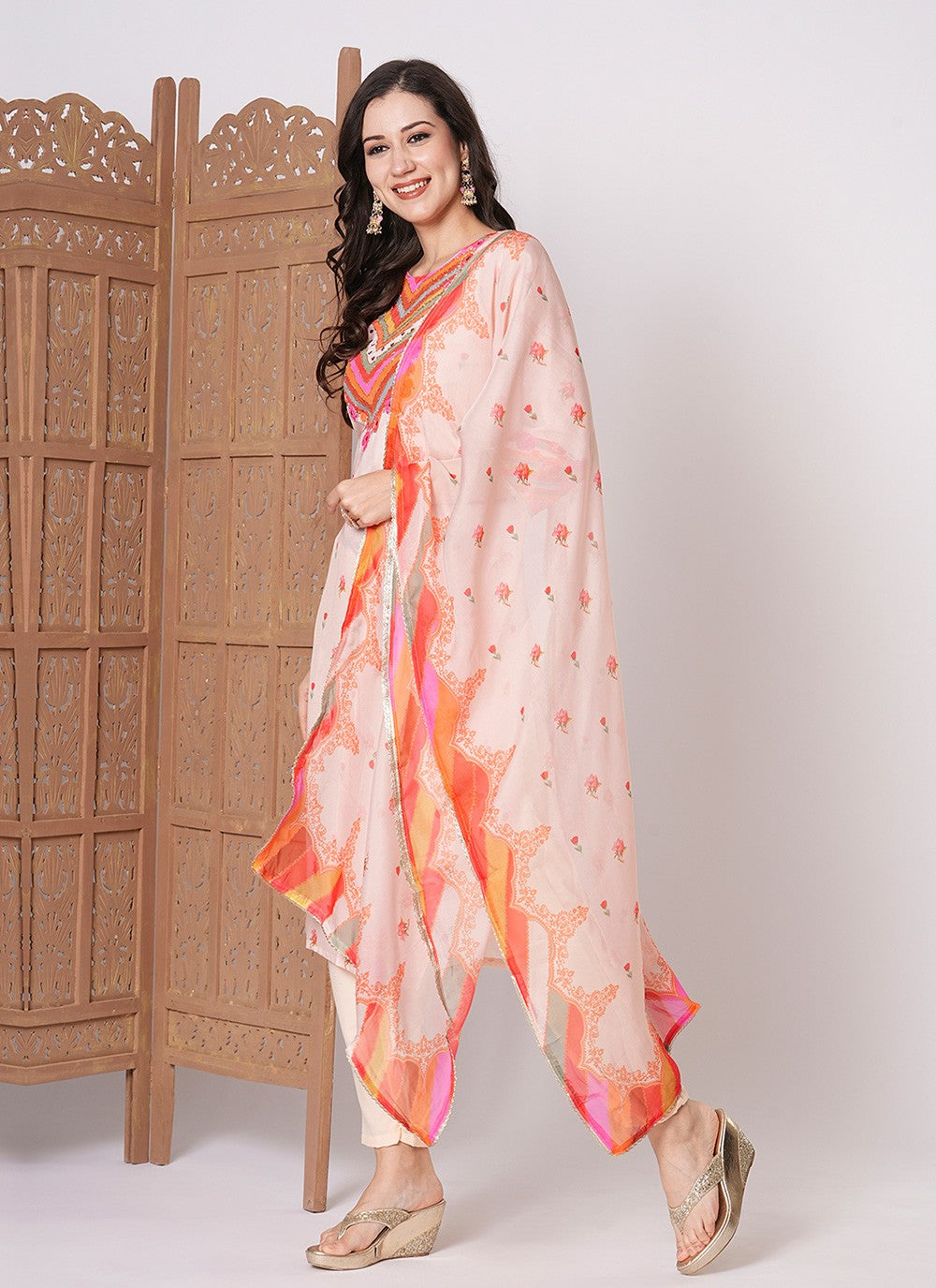 Hand Embroidery Pure Crepe Salwar Suit - T4321