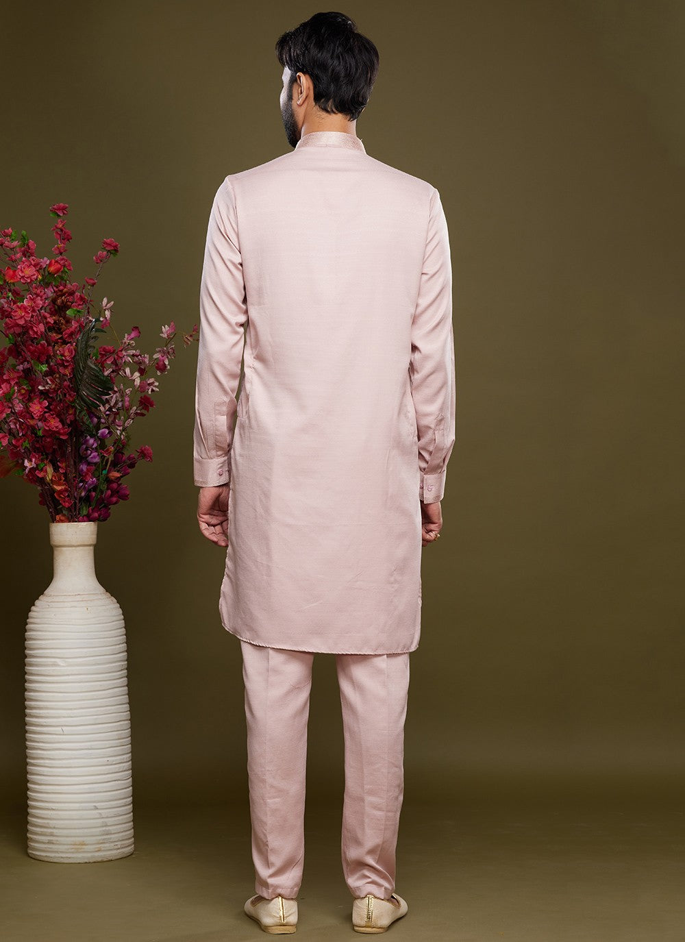 Thread Banarasi Silk Pink Kurta Pyjama - M6059