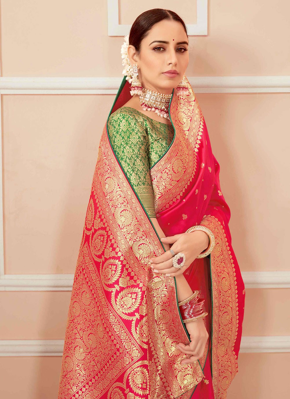 Traditional Weaving Zari Banarasi Silk Saree - S1196