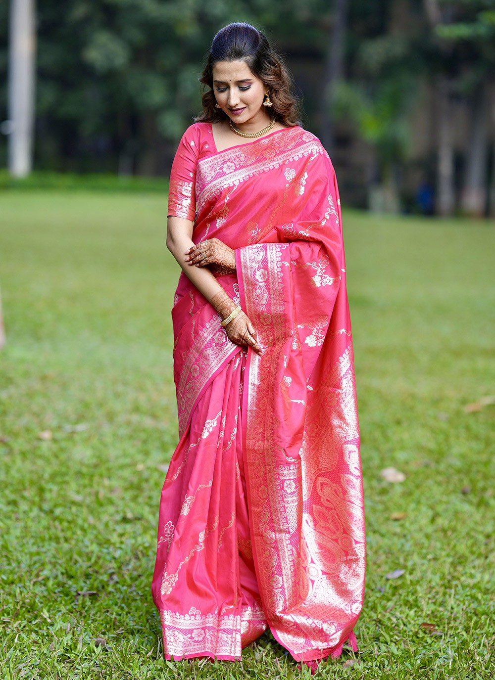 Jacquard Work, Woven, Zari Banarasi Silk Saree - S11854