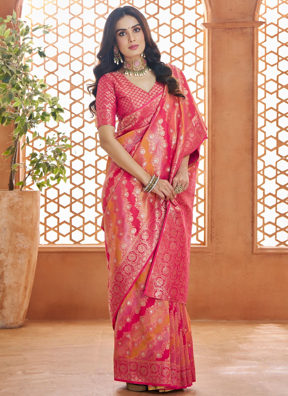 Classic Weaving Zari Banarasi Silk Saree - S8286