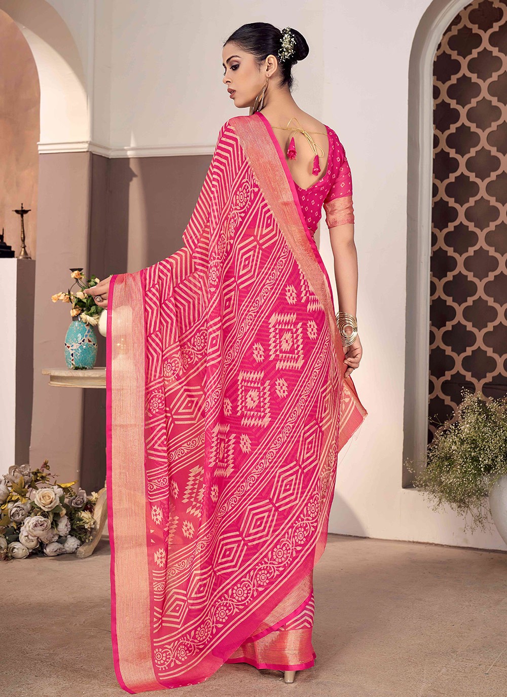 Trendy Printed Chiffon Saree - S8758