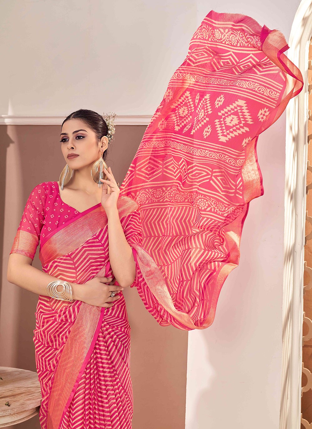 Trendy Printed Chiffon Saree - S8758