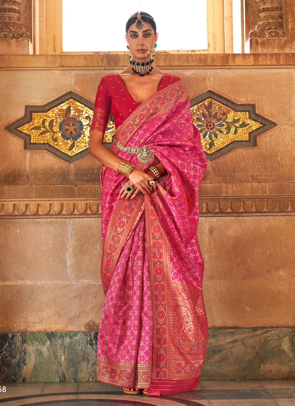 Trendy Weaving Zari Banarasi Silk Saree - S4770