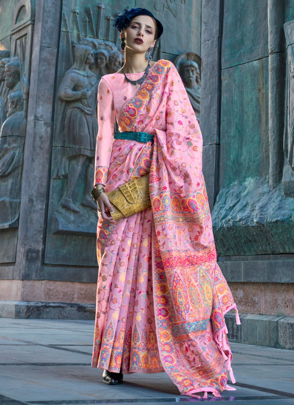 Trendy Weaving Zari Organza Saree - S5873