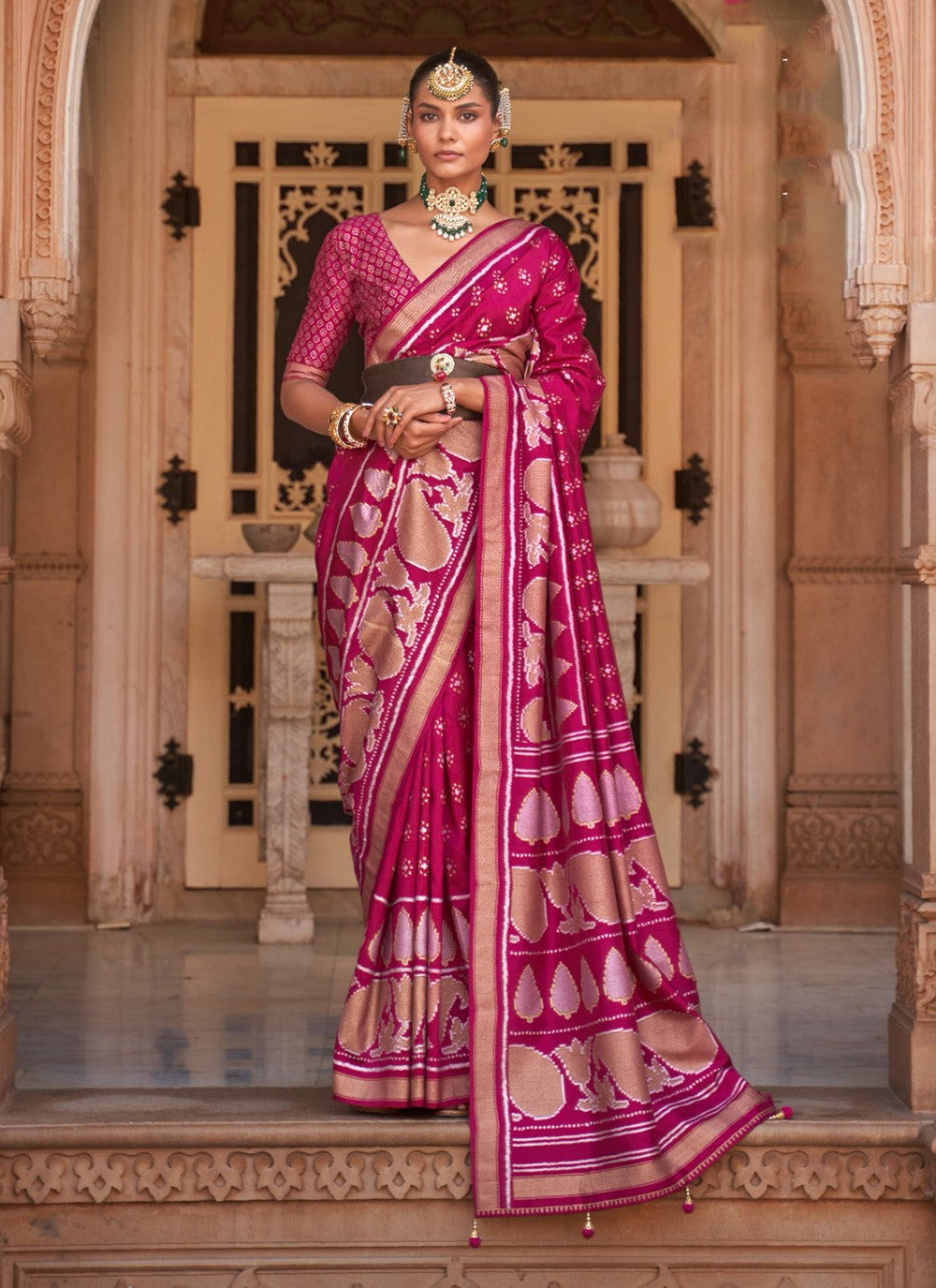 Classic Woven Banarasi Silk Saree - S3230