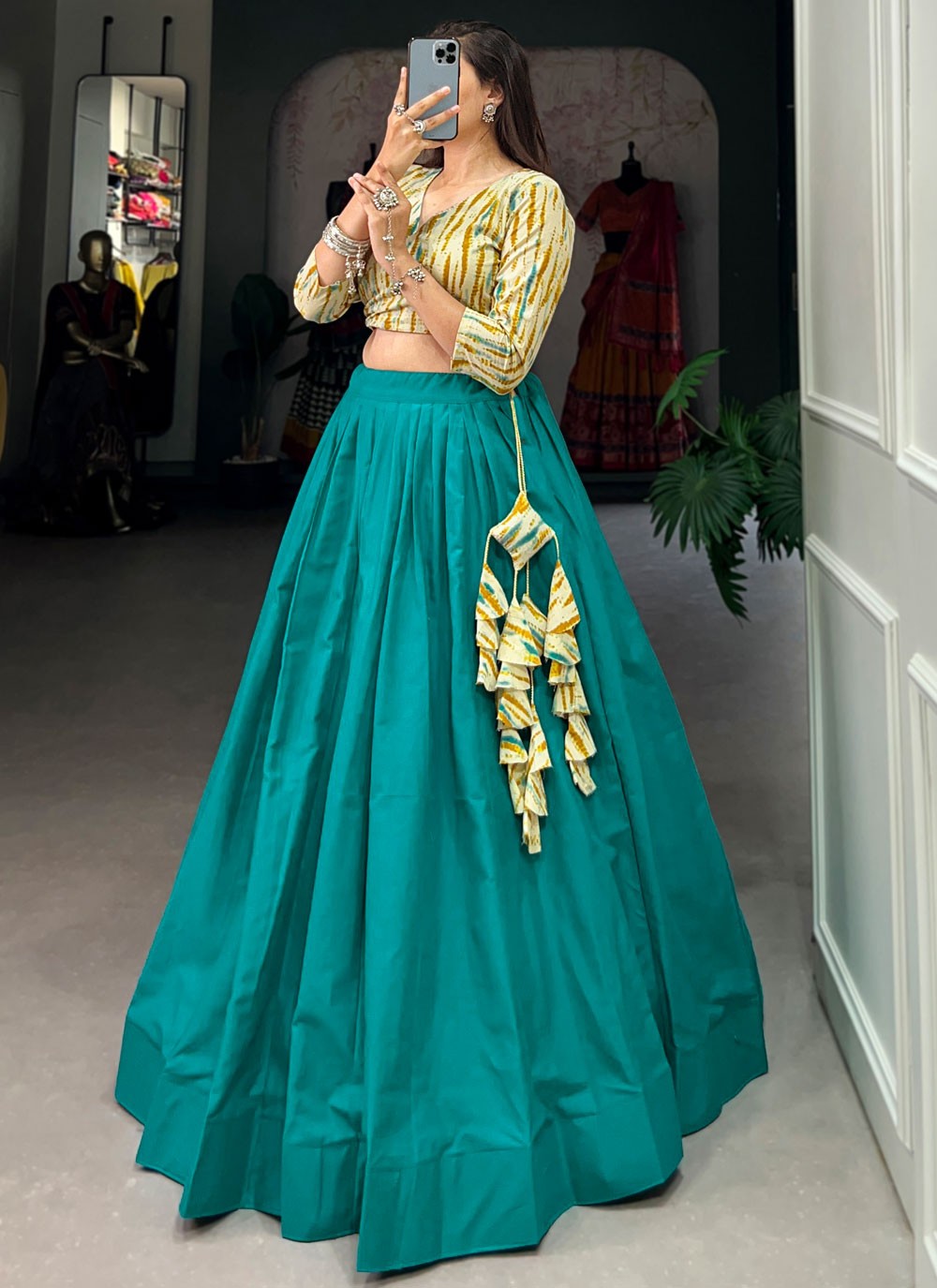 Plain Cotton Readymade Lehenga Choli - L2059