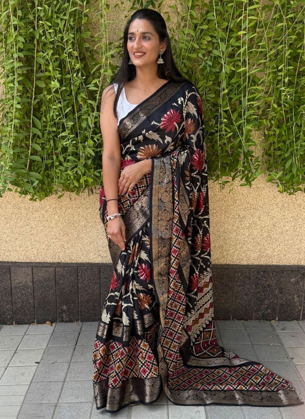 Printed, Weaving Zari Pure Dola Saree - S11976