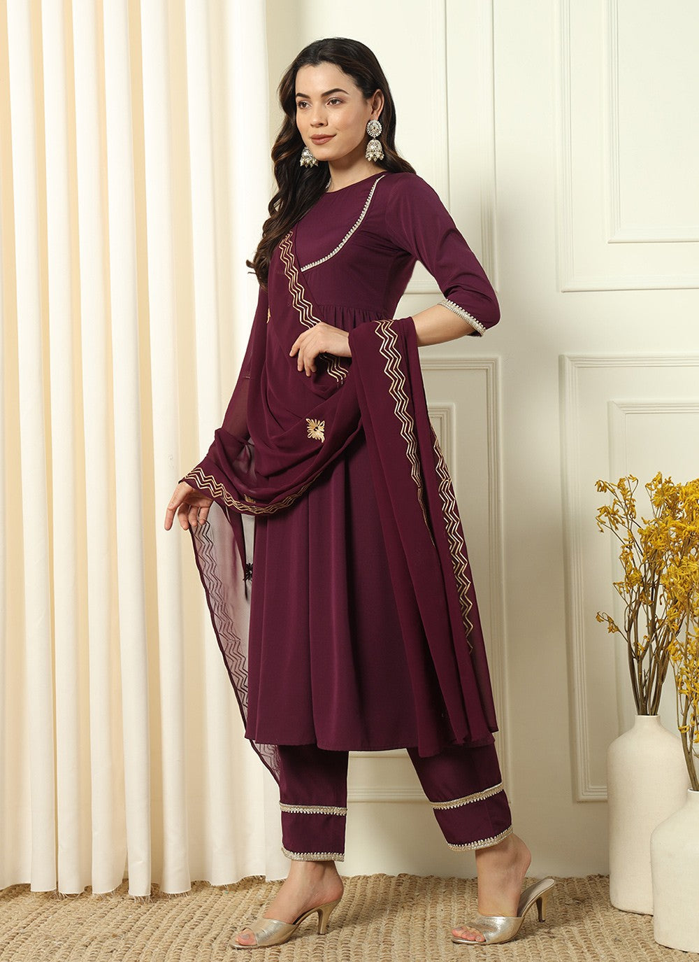 Embroidered Pure Crepe Palazzo Suit - T4539