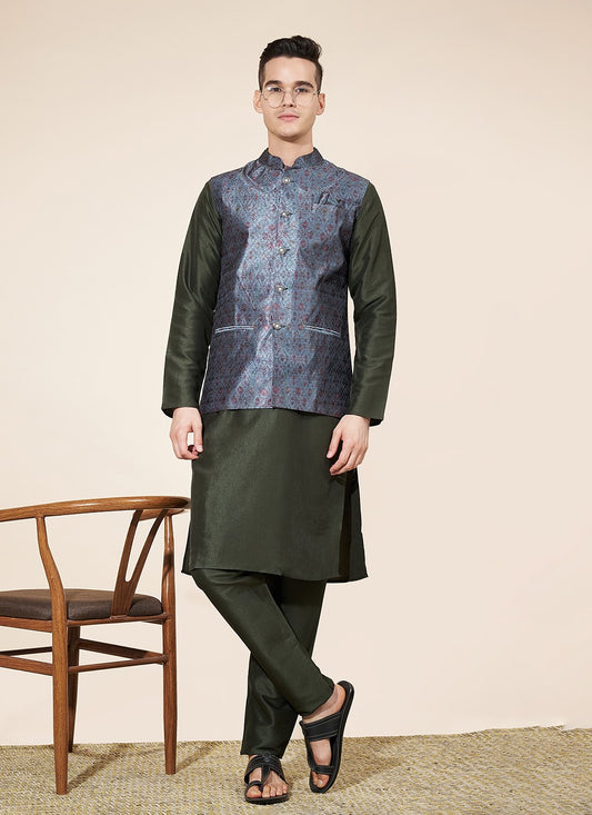 Jacquard Work Pure Silk Green Kurta Payjama With Jacket - M8032