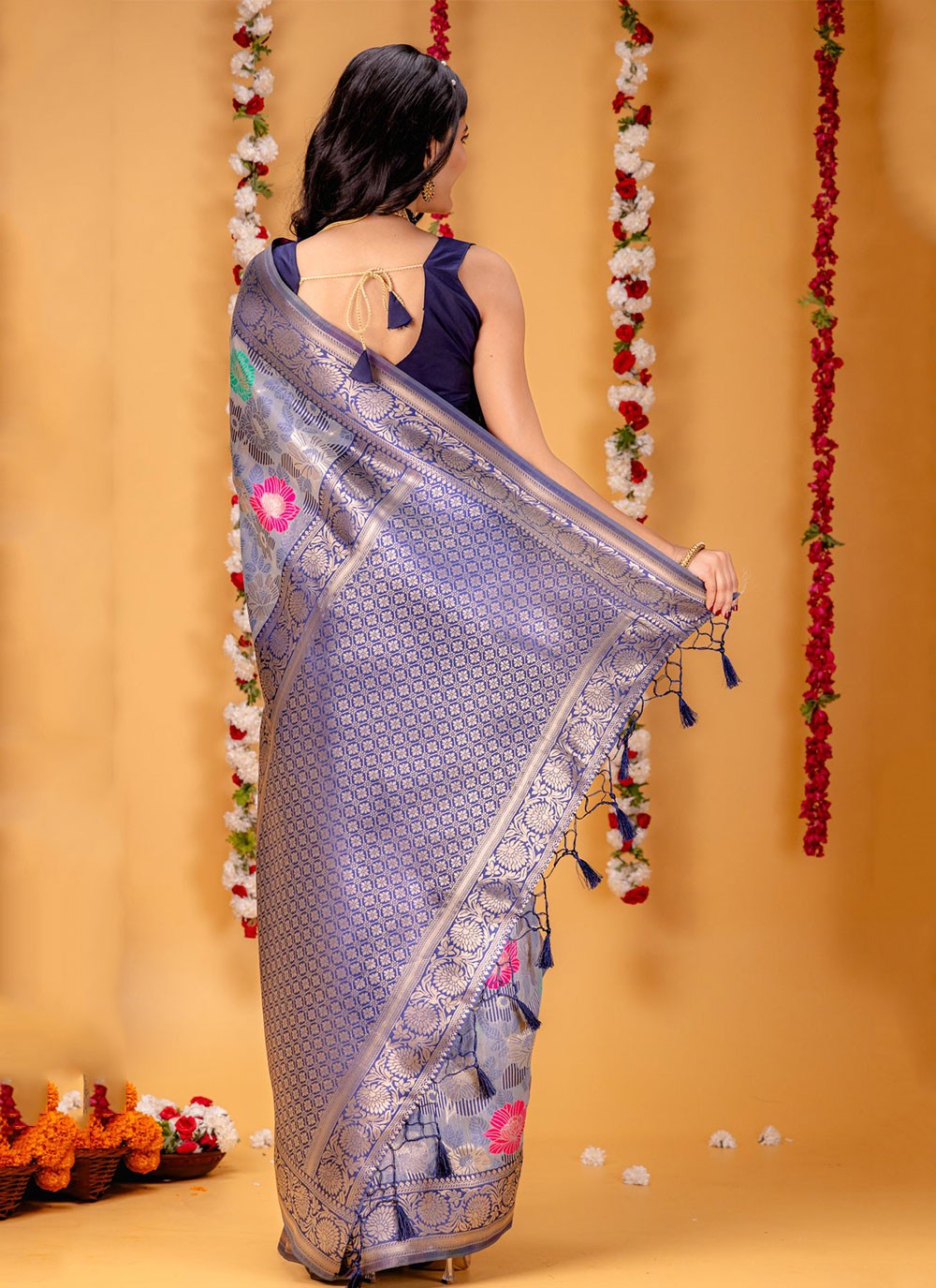 Classic Zari Kanjivaram Silk Saree - S7079