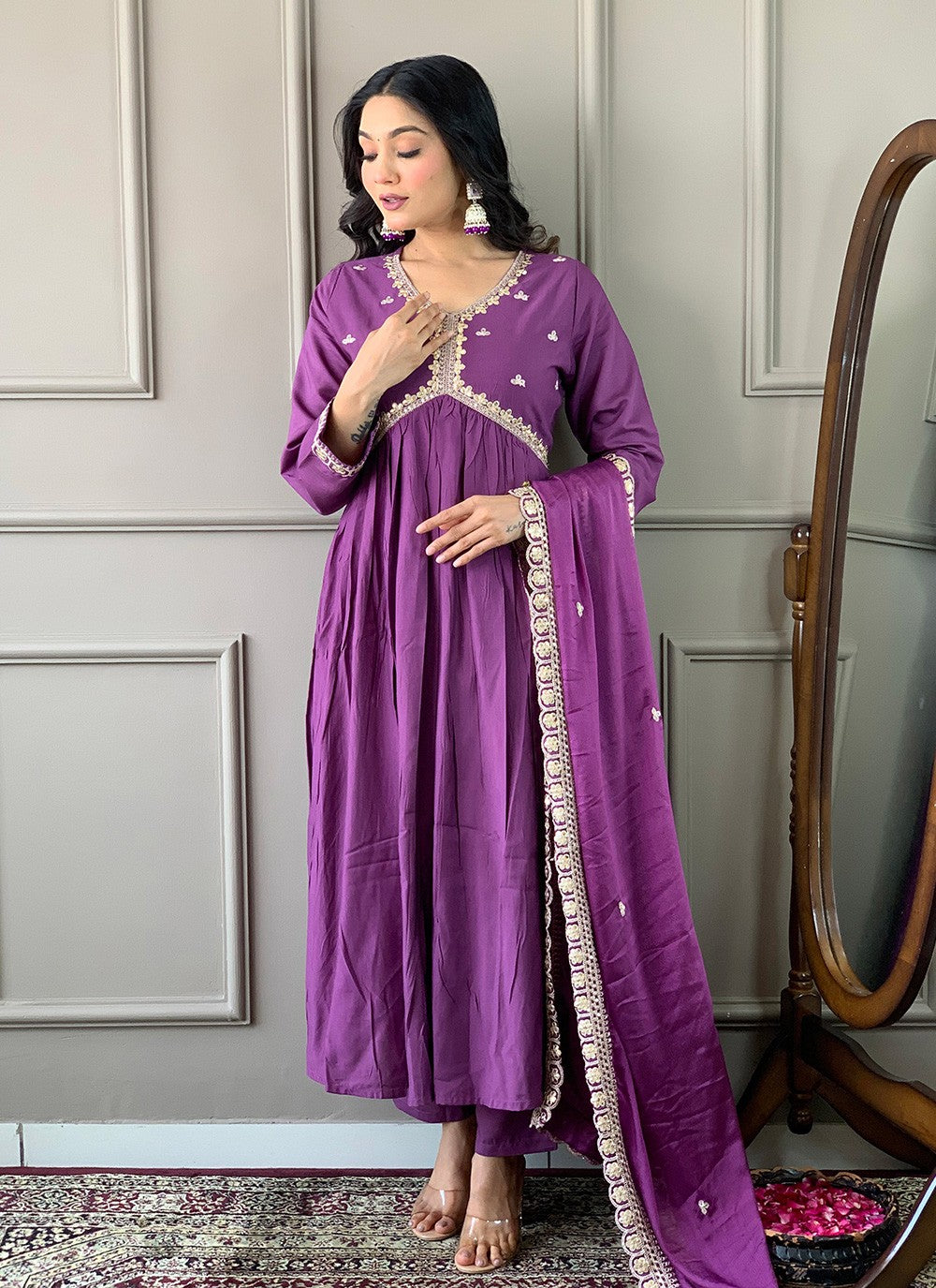 Silk, Viscose Salwar Suit - T3285