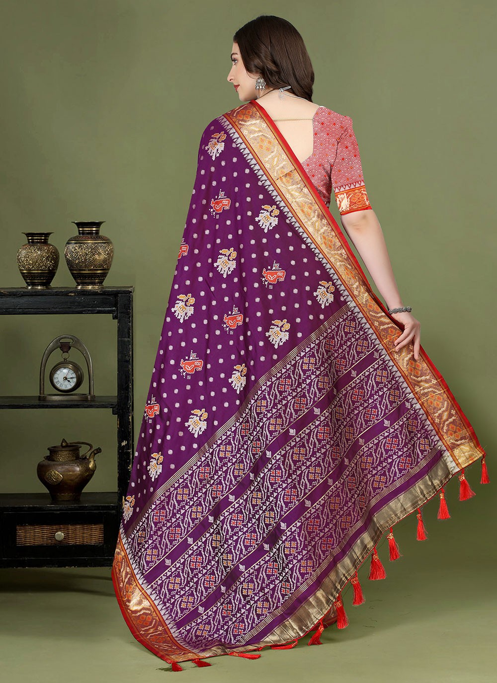 Trendy Meenakari Patola Silk Saree - S4903