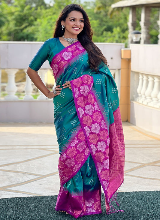 Classic Weaving Zari Silk Saree - S8718